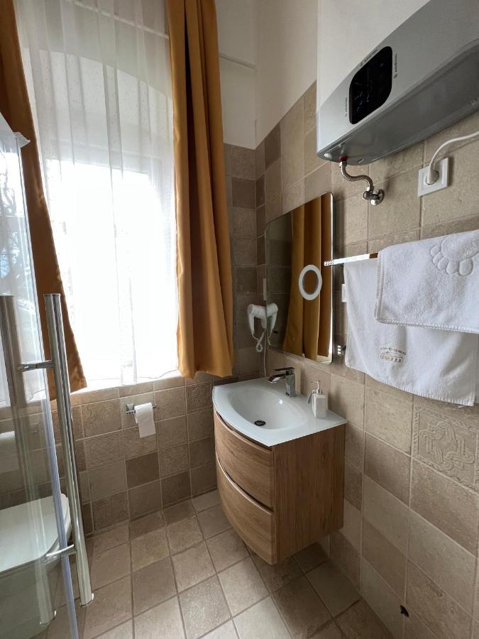 Kúria Vendégház Poroszló Exterior foto